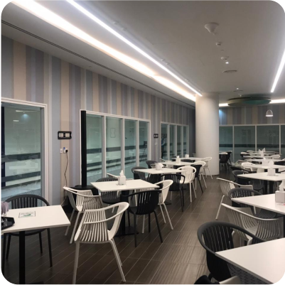 Curtain wall glazed partition